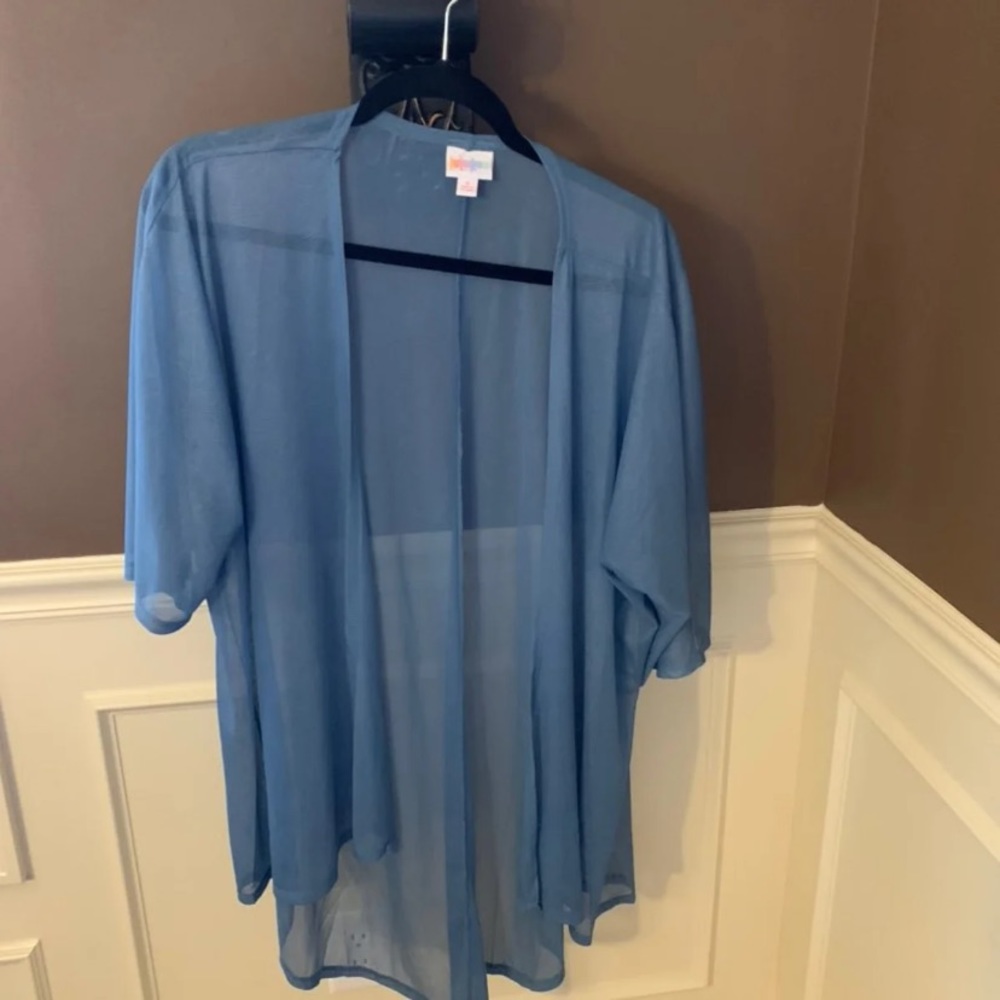Lularoe Kimono size S